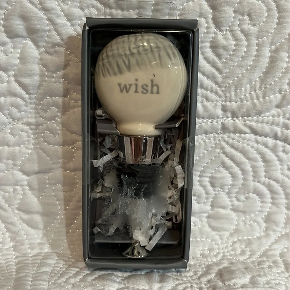Wish wine bottle stopper and wine charms, set‎ of 8, new